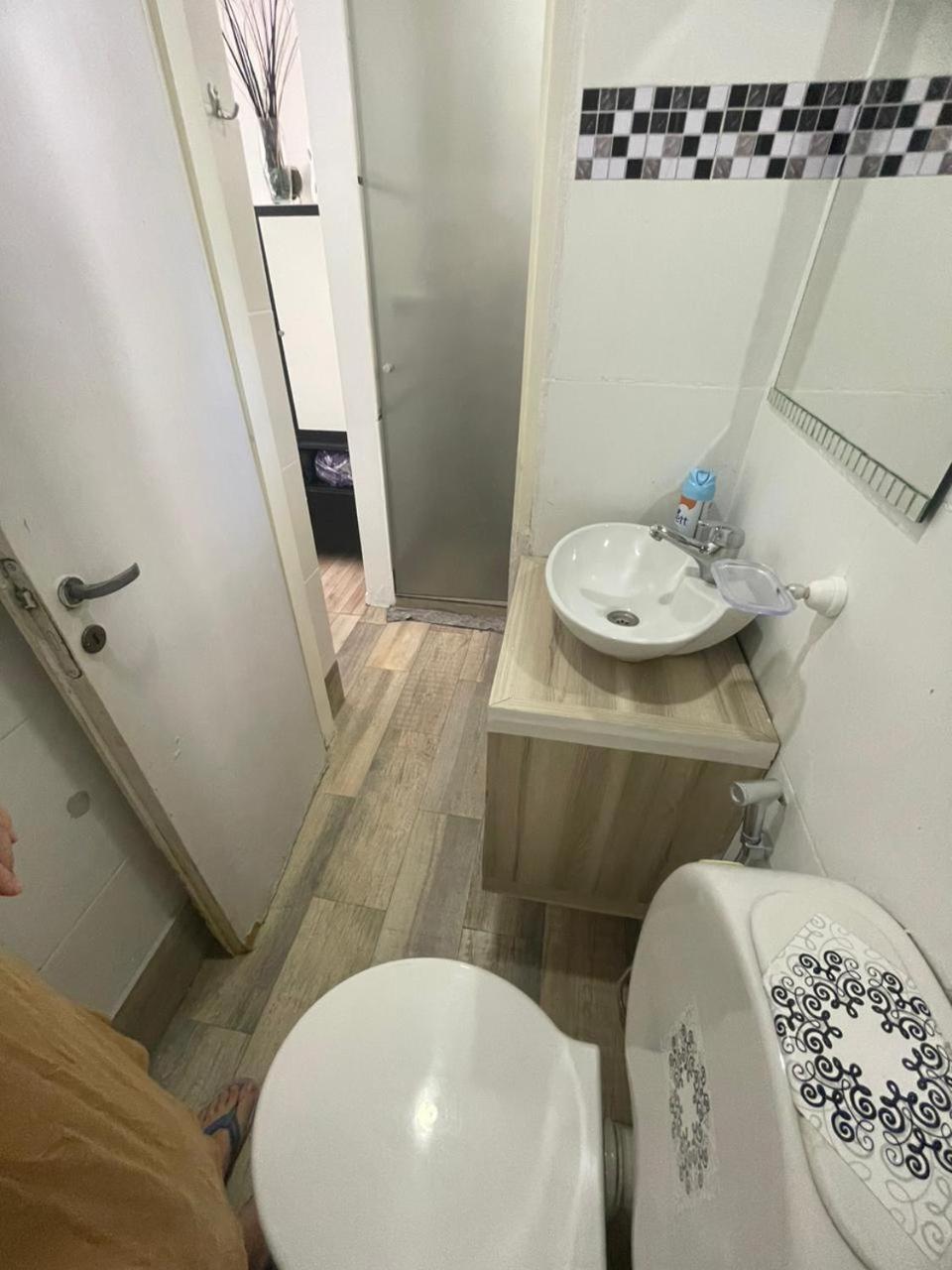 Ezeiza 1 Nuestro Lugar A 15 Minutos Del Aeropuerto Tranfer Opcional Desde Y Al Aeropuerto De Ezeiza Las 24 Horas Pet Friendly 外观 照片