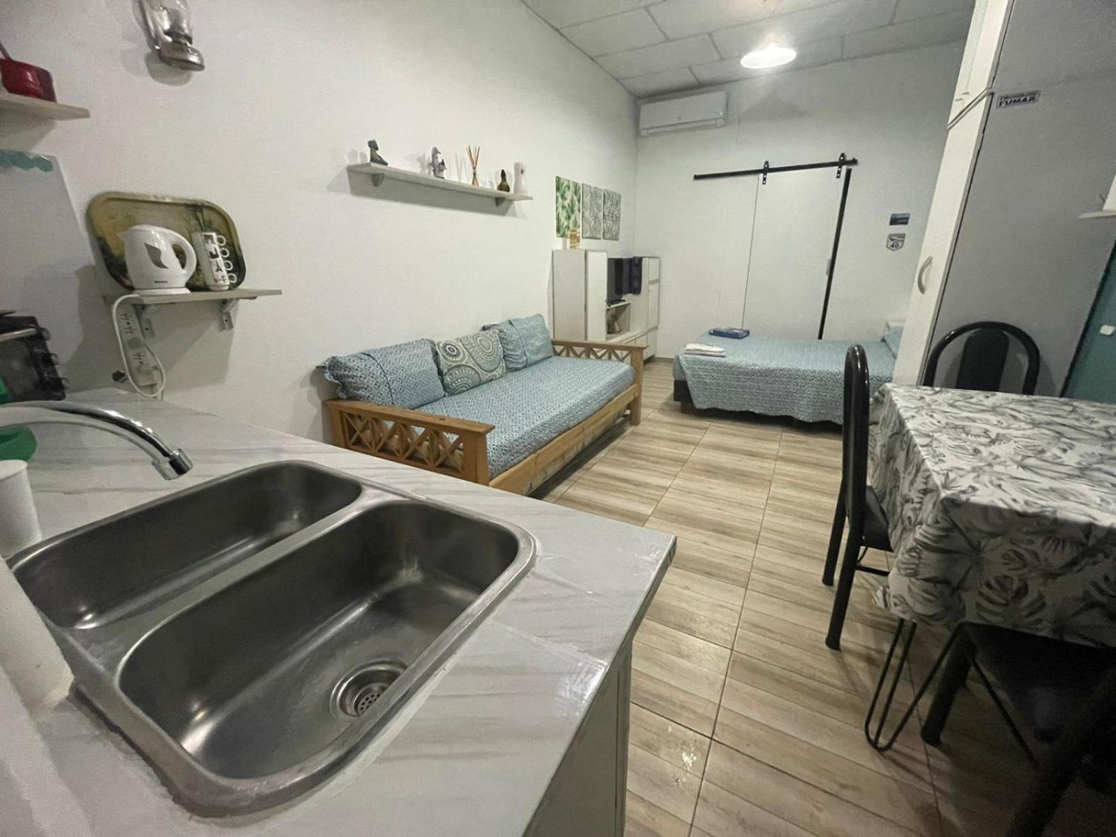 Ezeiza 1 Nuestro Lugar A 15 Minutos Del Aeropuerto Tranfer Opcional Desde Y Al Aeropuerto De Ezeiza Las 24 Horas Pet Friendly 外观 照片